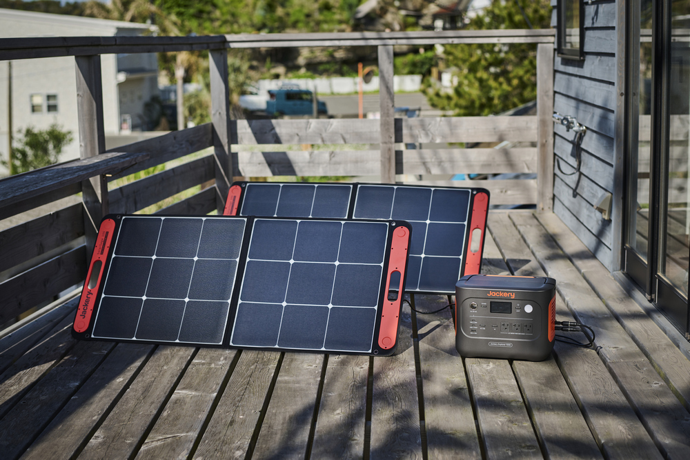 ポータブル電源のソーラー充電について